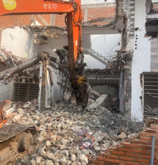 Đập phá tháo dỡ nhà Quang Minh – Dịch vụ uy tín, chất lượng, giá rẻ tại TP.HCM